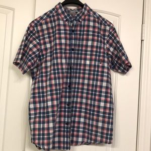 Columbia Men’s plaid short sleeve shirt